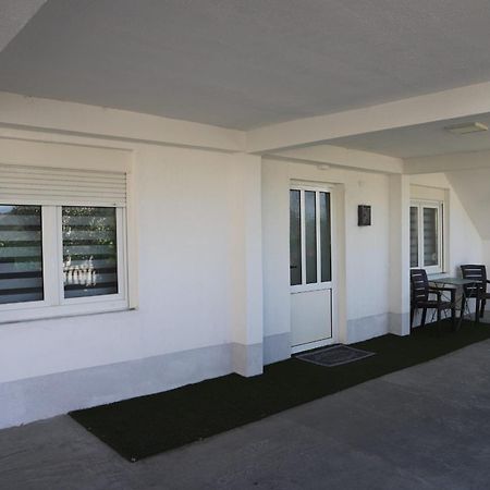 Apartman Hadze موستار المظهر الخارجي الصورة