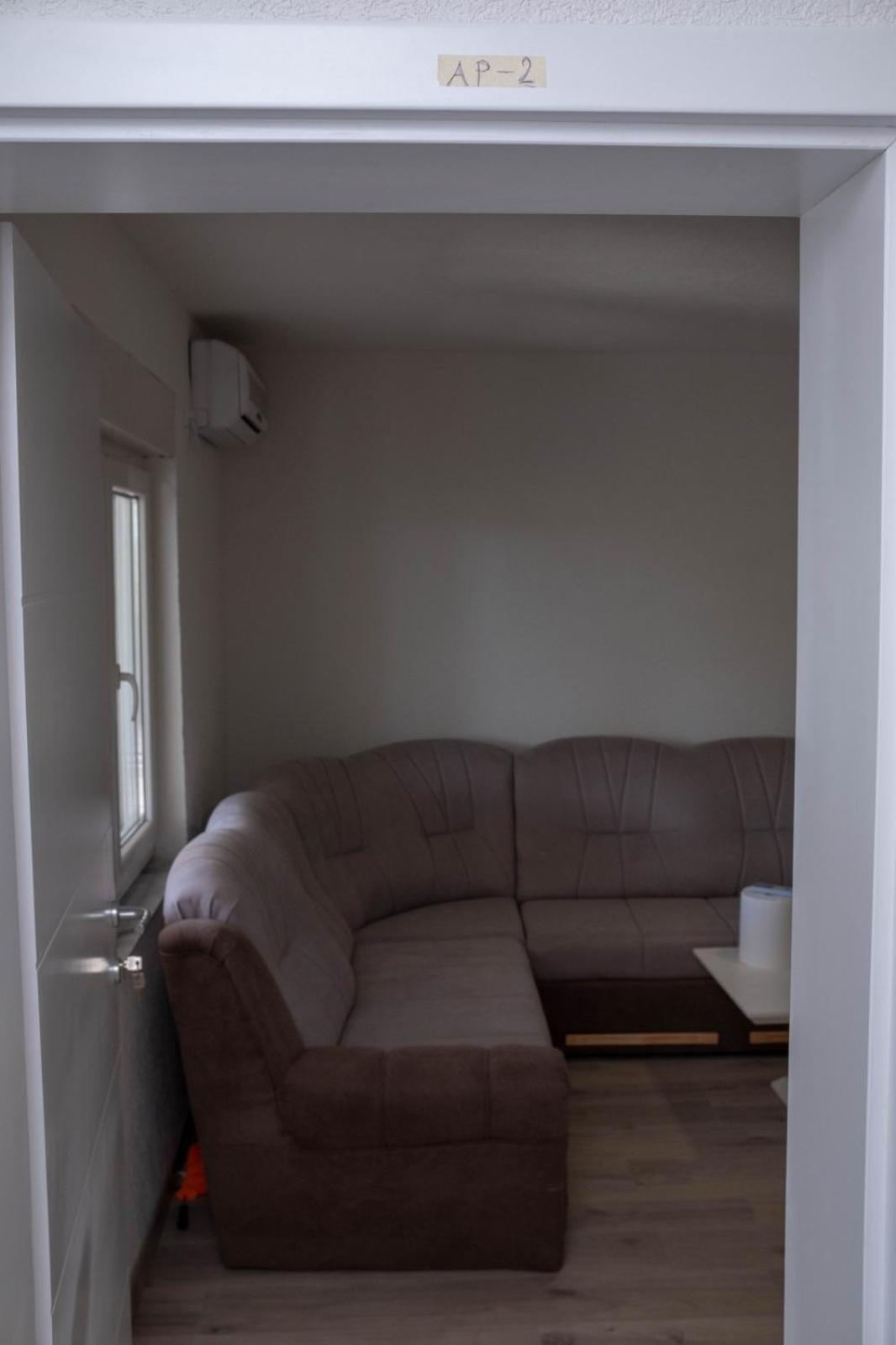 Apartman Hadze موستار المظهر الخارجي الصورة