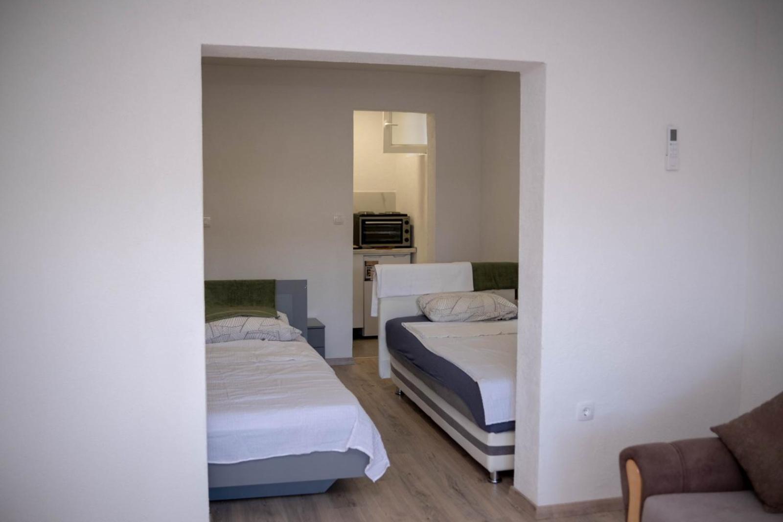 Apartman Hadze موستار المظهر الخارجي الصورة