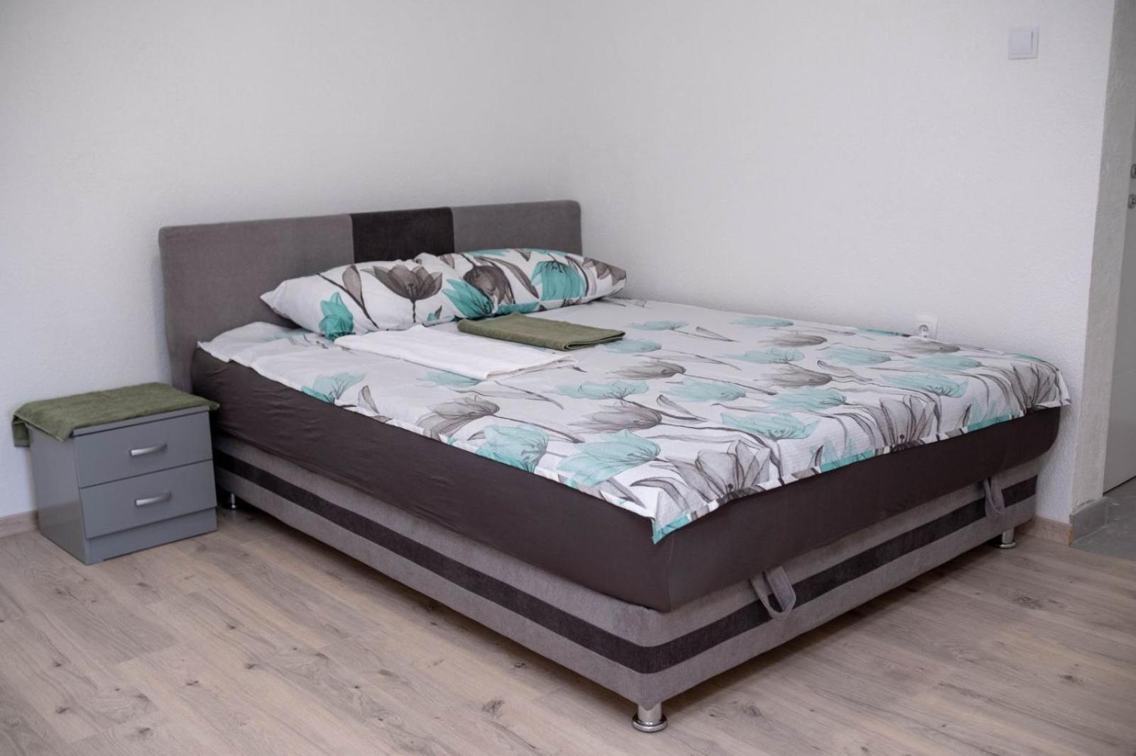 Apartman Hadze موستار المظهر الخارجي الصورة