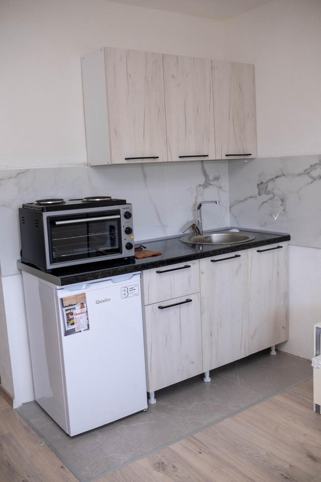 Apartman Hadze موستار المظهر الخارجي الصورة