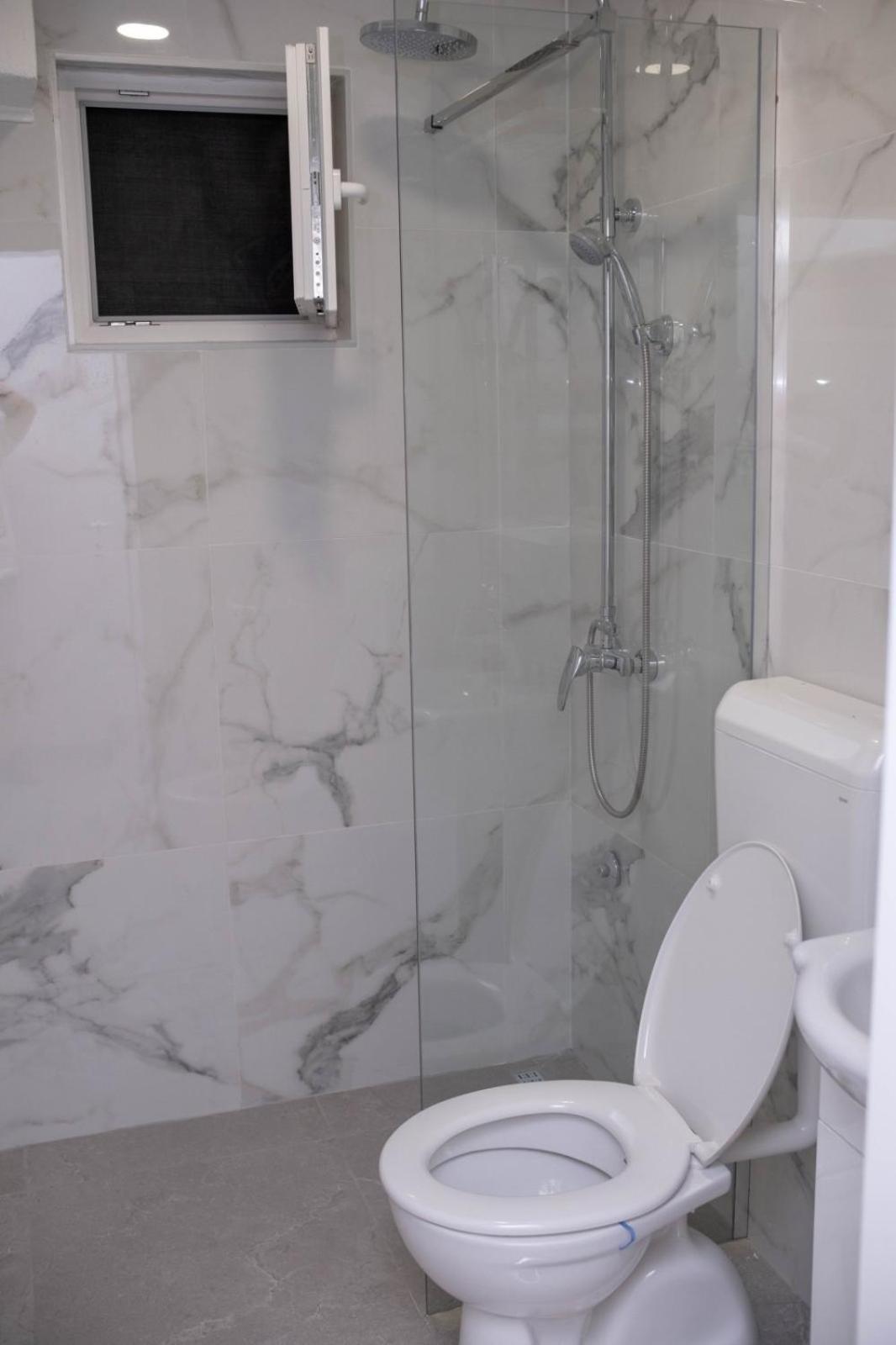 Apartman Hadze موستار المظهر الخارجي الصورة