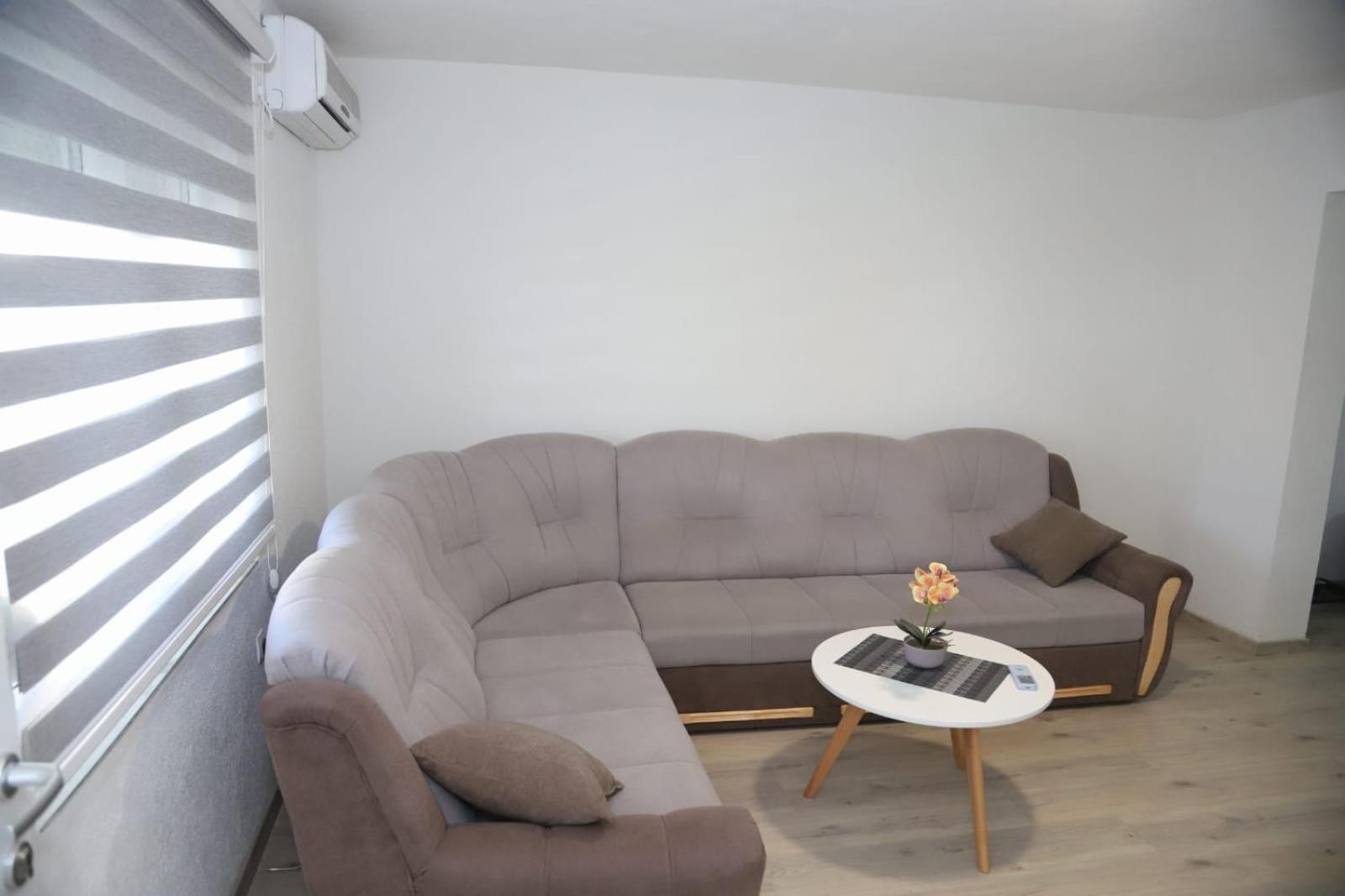 Apartman Hadze موستار المظهر الخارجي الصورة